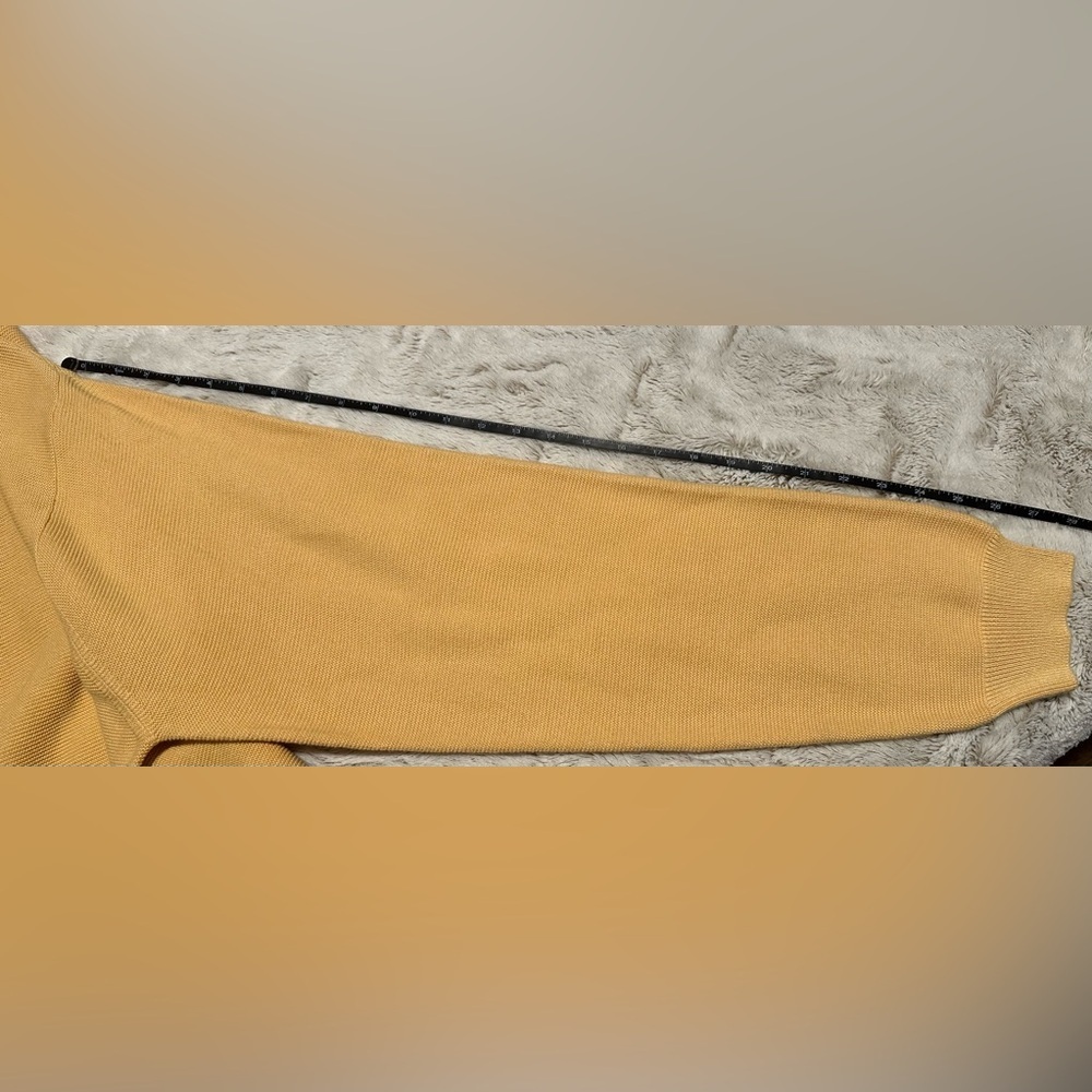 Izod Men's Yellow Crewneck Sweater XL - Picture 8 of 11